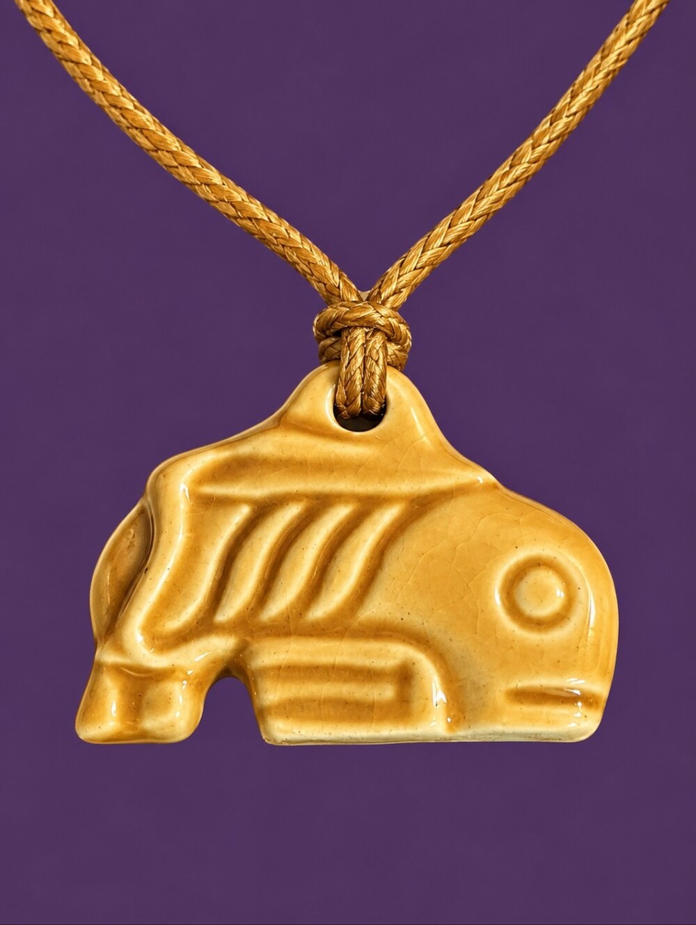 FREE WILLY 2 Promo Memorabilia Mystical Whale Ceramic Pendant Cord Necklace